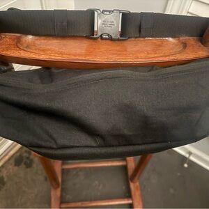 Nike black fanny pack